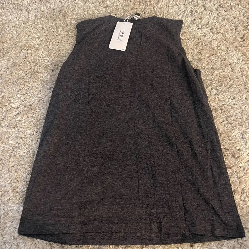 Disney Winnie the Pooh-Like & Friends Gray Tank Top Small NWT - Picture 6 of 6